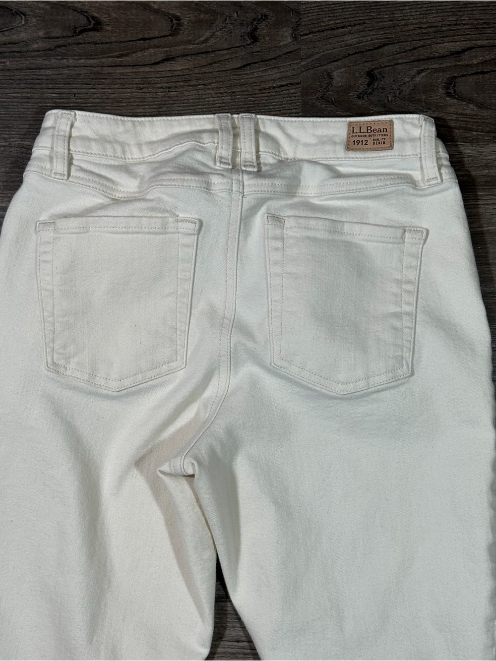 L.L. BEAN BEANFLEX Slim Leg Classic Fit Natural Tencel Lyocell Jeans 6 Petite - Picture 9 of 13